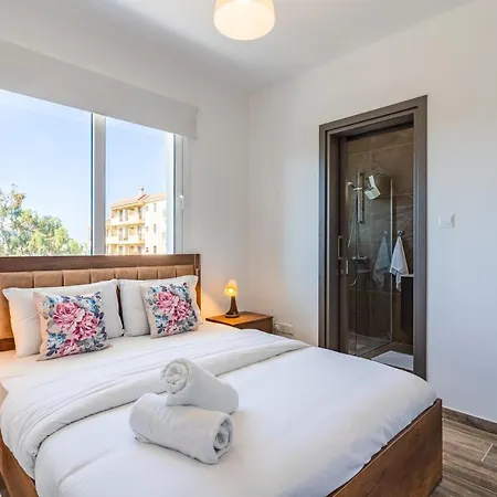 Aneto Spiti 2-br In Larnaca. Apartman